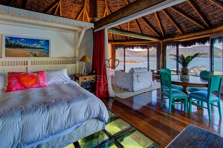 Private Island in Angra – Villa with 5 Suites, Pier, Beach a