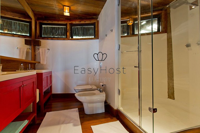 Isla Privada en Angra – Casa con 5 Suites, Muelle, Playa y E