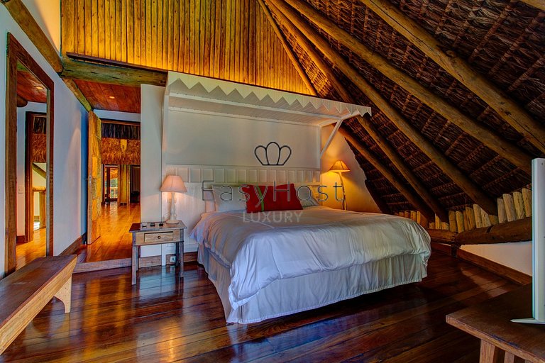 Isla Privada en Angra – Casa con 5 Suites, Muelle, Playa y E