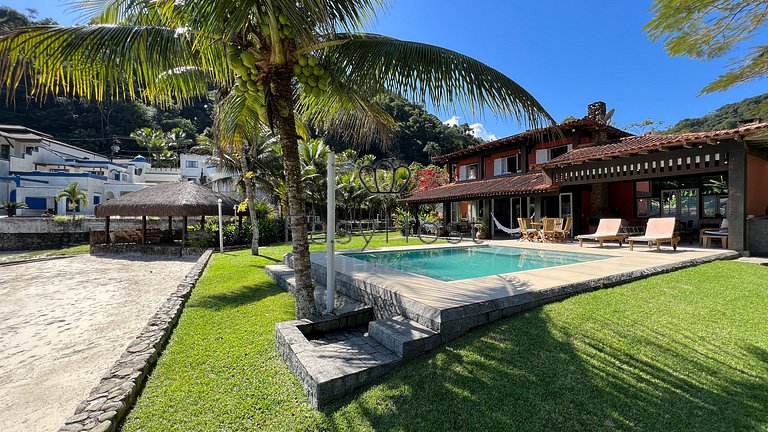 Luxury house rental in Angra dos Reis