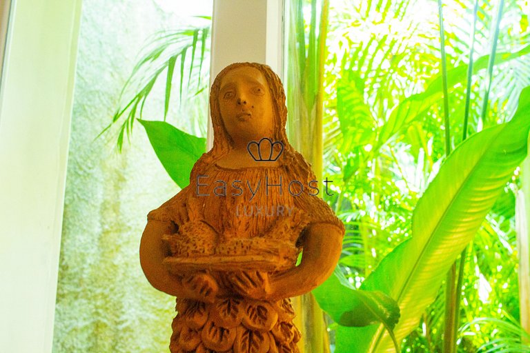 Casa à venda em angra dos reis, frente ao mar com 4 suítes