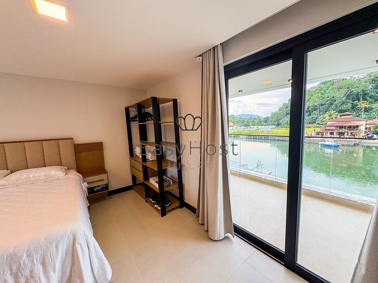 Casa con 57m de frente al canal en Porto Bracuhy, Angra dos