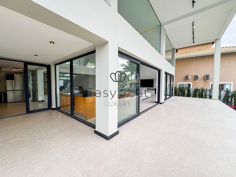 Casa con 57m de frente al canal en Porto Bracuhy, Angra dos