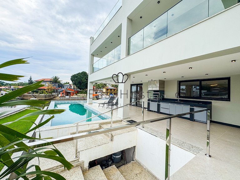 Casa con 57m de frente al canal en Porto Bracuhy, Angra dos