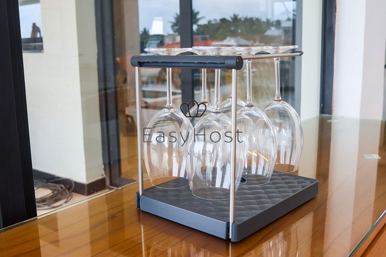 Casa com 57m de Canal no Porto Bracuhy em Angra dos Reis