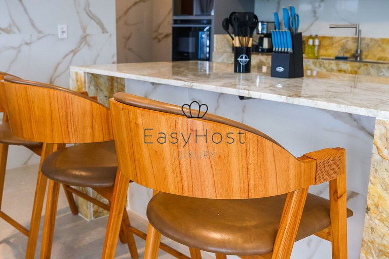 Casa com 57m de Canal no Porto Bracuhy em Angra dos Reis