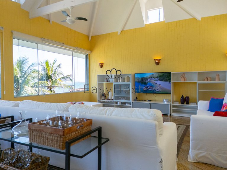 Casa en venta frente al mar con piscina en Mangaratiba