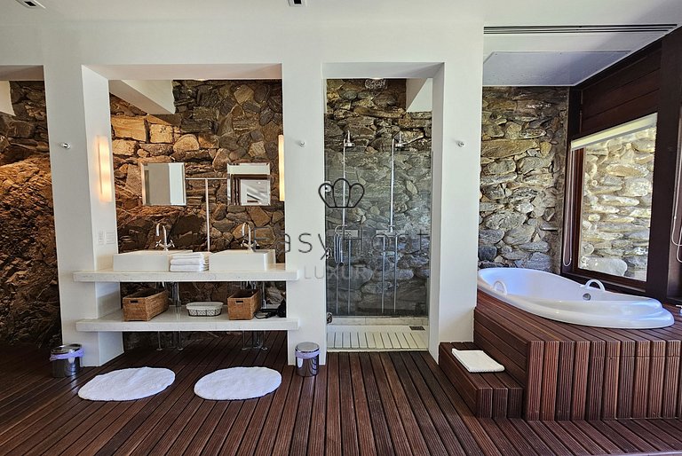 Casa frente al mar para alquiler vacacional en Búzios.