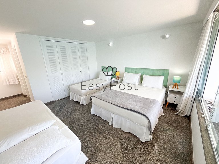 Casa en venta frente al mar con piscina en Mangaratiba