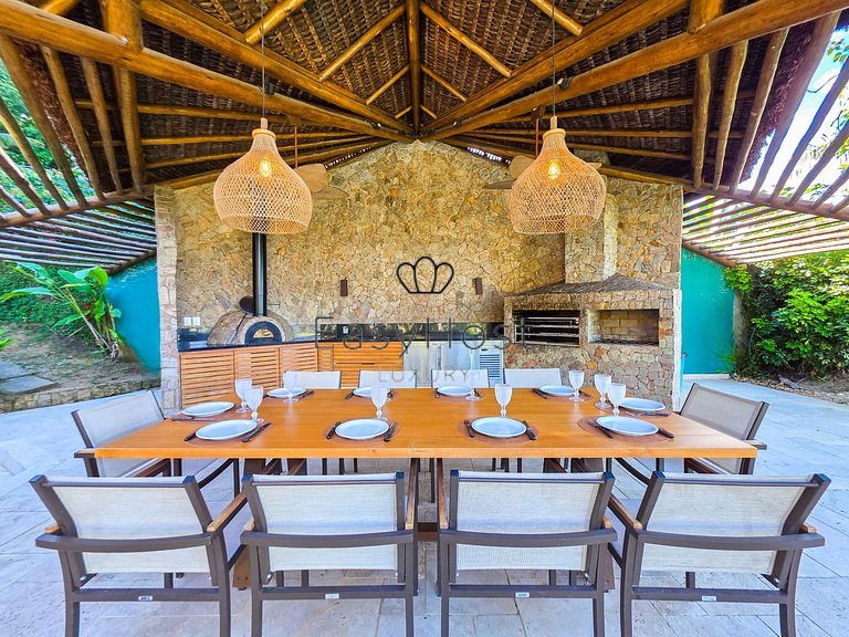 Beachfront house for rent with pool and sauna