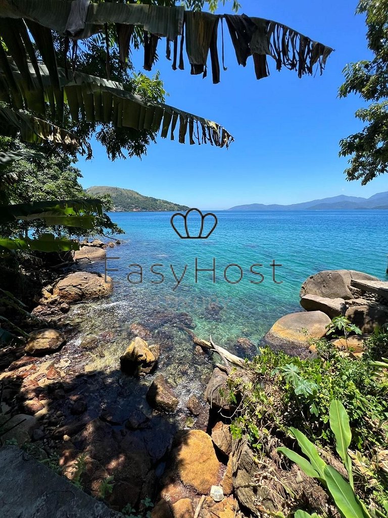 Terreno com 15.000m² e localização exclusiva em condomínio d