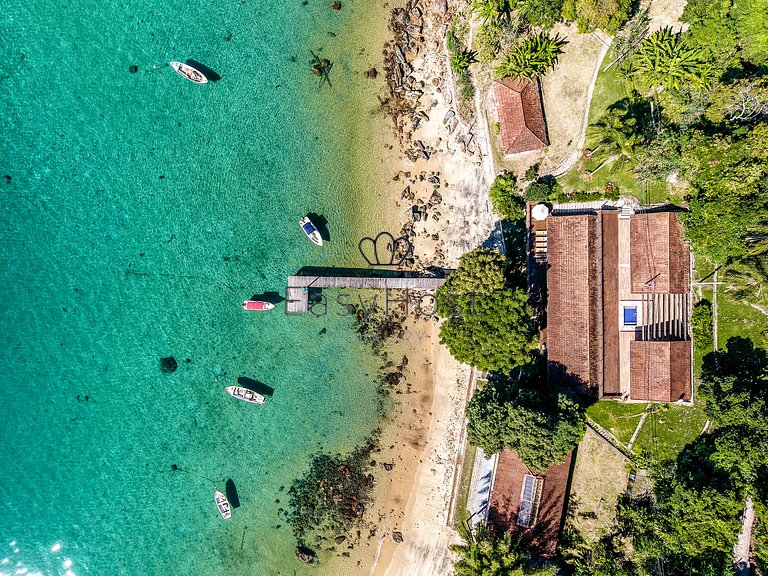 Casa à venda Pé na Areia em Ilha Privativa em Angra dos Reis