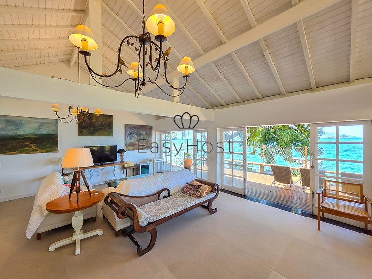 Casa à venda Pé na Areia em Ilha Privativa em Angra dos Reis