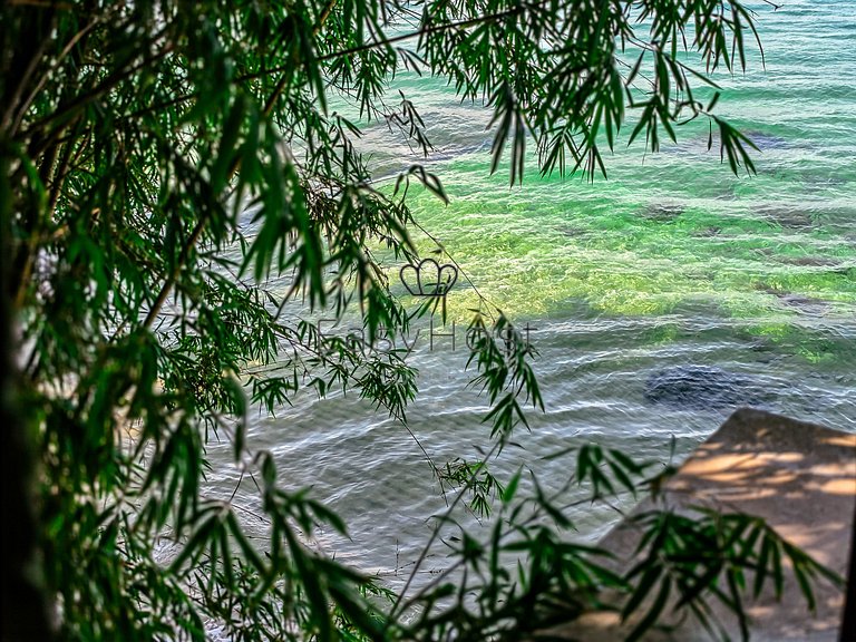 Casa à venda Pé na Areia em Ilha Privativa em Angra dos Reis