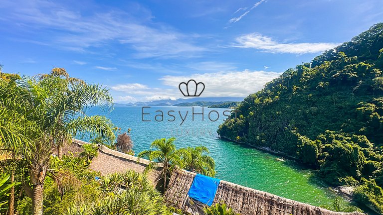 Linda casa com vista panorâmica para o mar