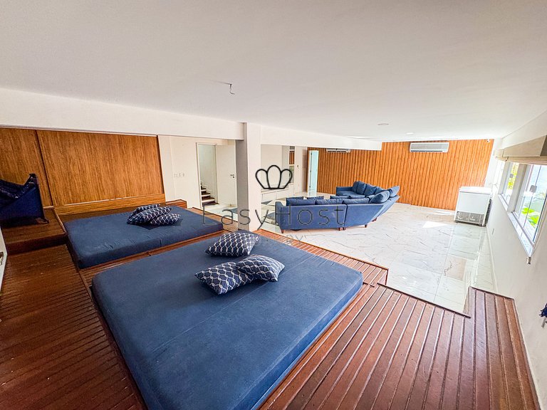 Linda casa com vista panorâmica para o mar