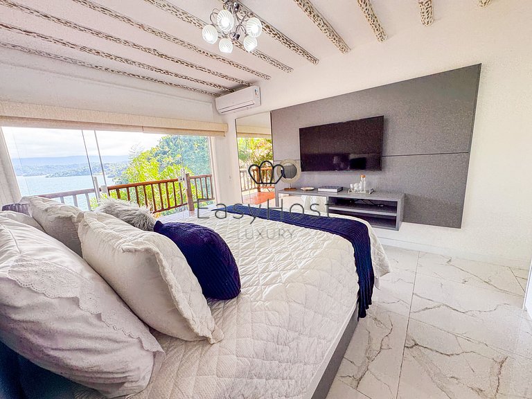 Linda casa com vista panorâmica para o mar