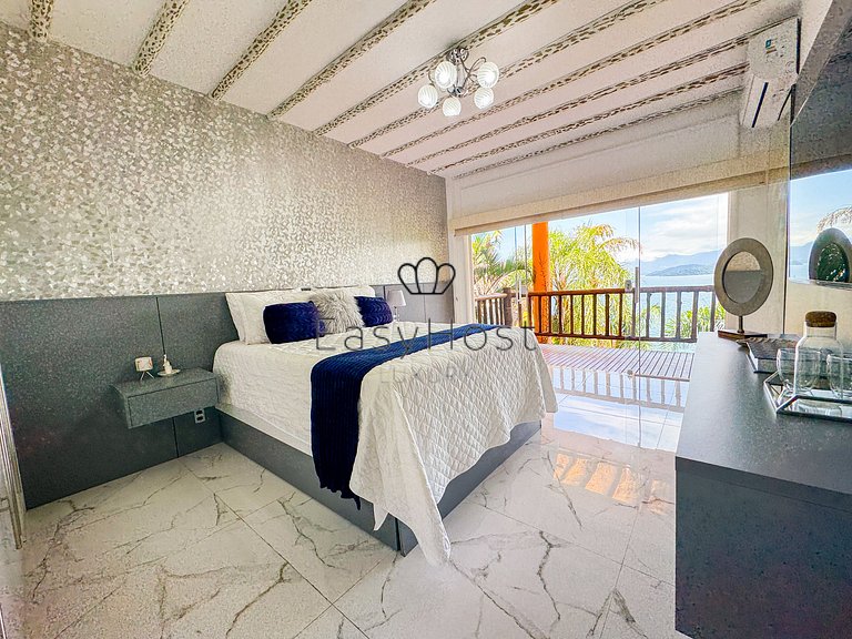 Linda casa com vista panorâmica para o mar