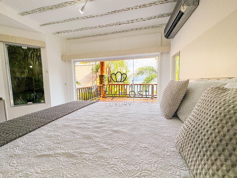 Linda casa com vista panorâmica para o mar