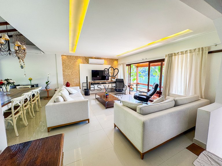 Casa beira mar com estrutura nautica - ANGV037