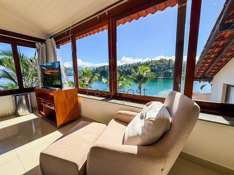 Casa beira mar com estrutura nautica - ANGV037