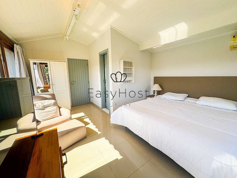 Casa beira mar com estrutura nautica - ANGV037