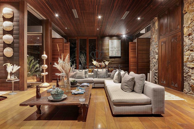 Luxury house rental in Angra dos Reis