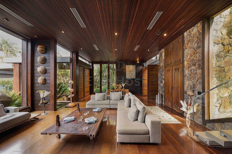 Luxury house rental in Angra dos Reis