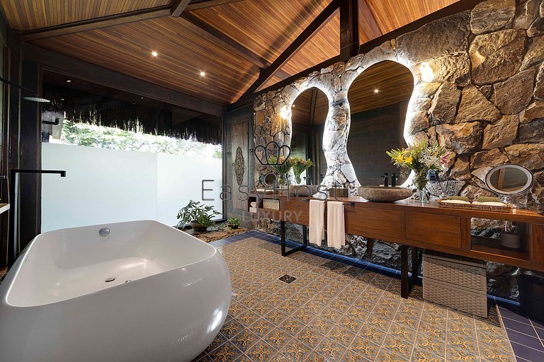 Luxury house rental in Angra dos Reis