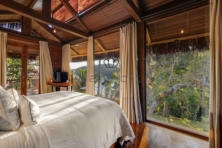 Luxury house rental in Angra dos Reis