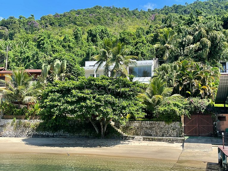 Hermosa casa frente al mar con piscina en Angra dos Reis - A