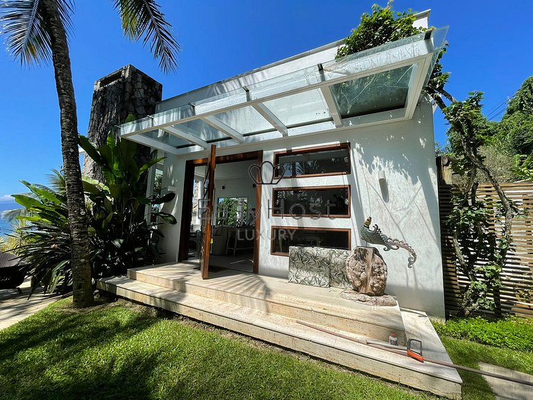 Beautiful beachfront house with a pool in Angra dos Reis - A