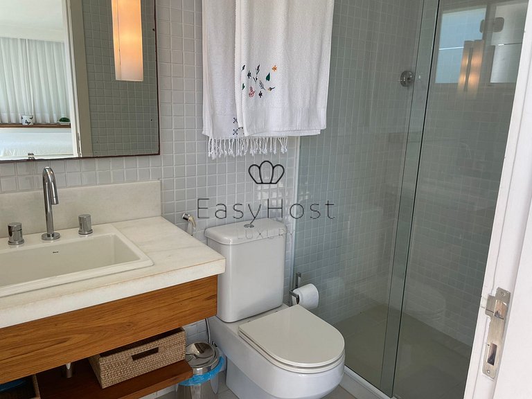 Beautiful beachfront house with a pool in Angra dos Reis - A