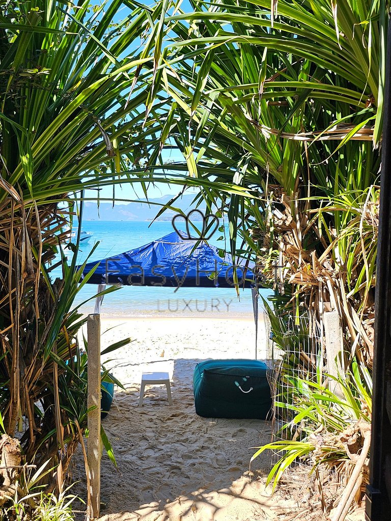 Aluguel de casa pé na areia em Angra dos Reis em praia com á