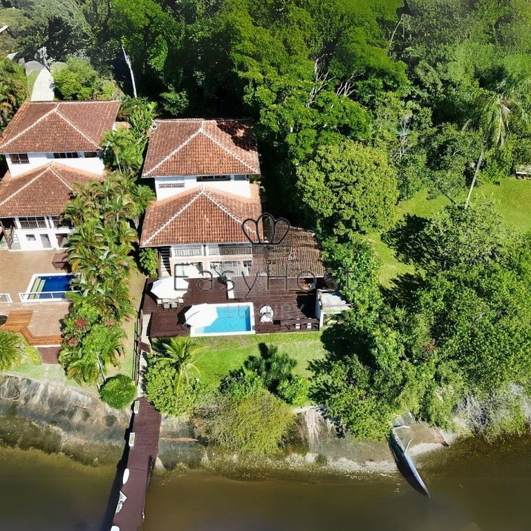 Aluguel por temporada de casa em Angra dos Reis com piscina