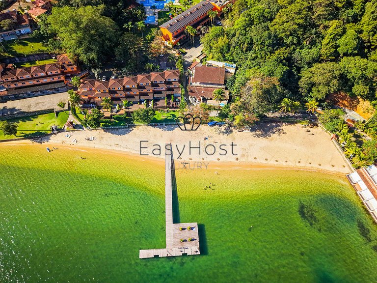 Casa frente mar com deck 60 pés + vaga seca 43 pés em Angra