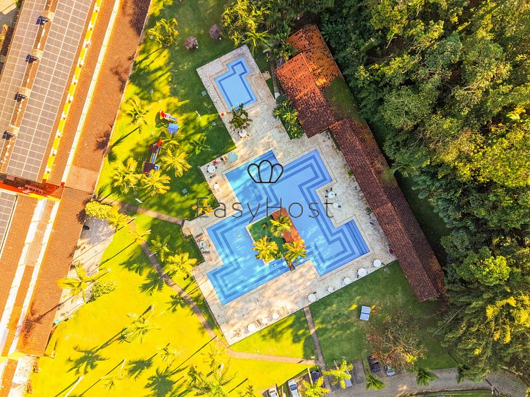 Casa frente mar com deck 60 pés + vaga seca 43 pés em Angra