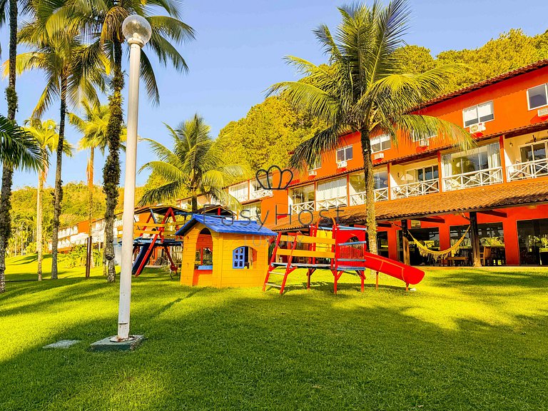 Casa frente mar com deck 60 pés + vaga seca 43 pés em Angra
