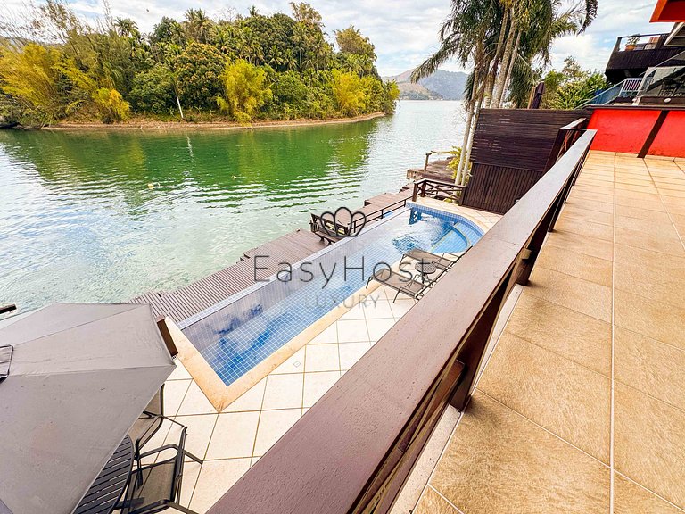 Casa com vista deslumbrante para o mar e Ilha de Caras