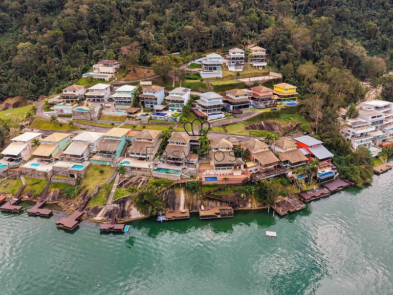 Casa com vista deslumbrante para o mar e Ilha de Caras