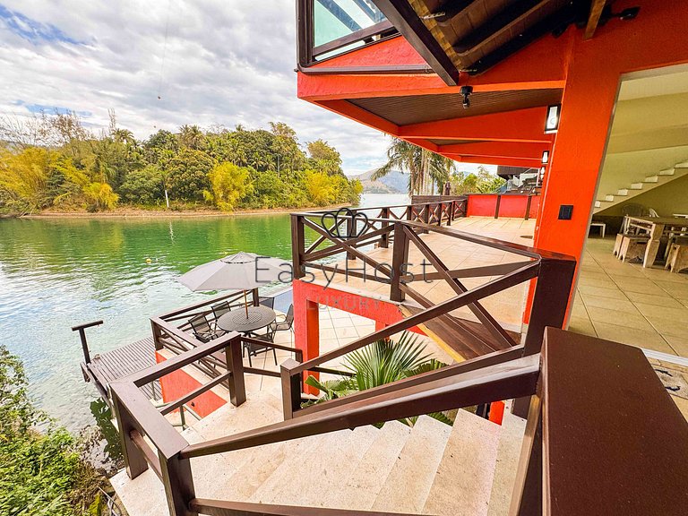 Casa com vista deslumbrante para o mar e Ilha de Caras
