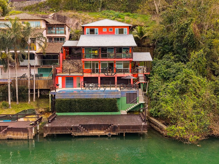 Casa com vista deslumbrante para o mar e Ilha de Caras