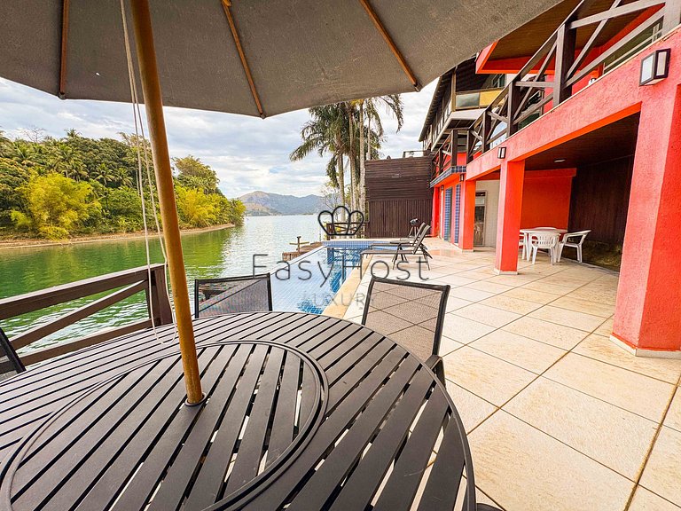 Casa com vista deslumbrante para o mar e Ilha de Caras
