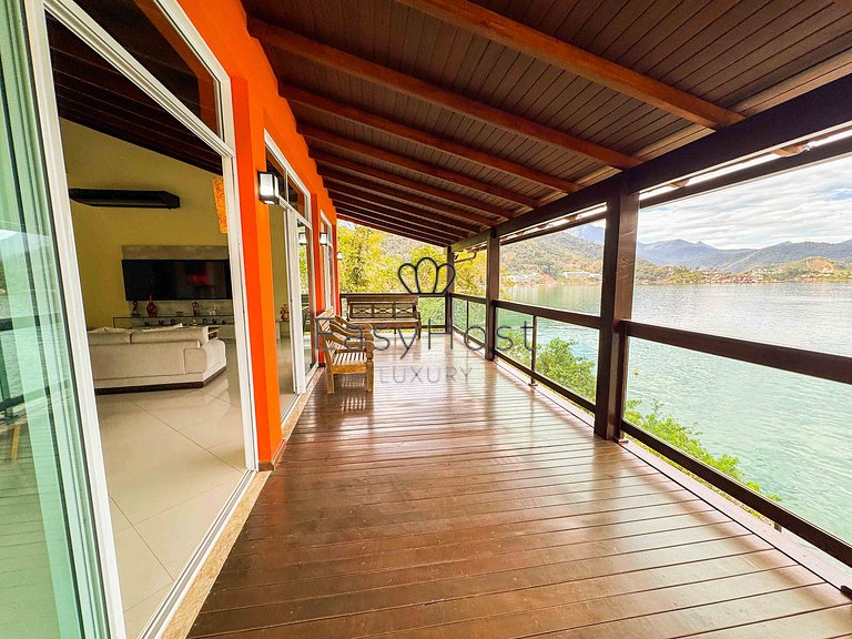 Casa com vista deslumbrante para o mar e Ilha de Caras