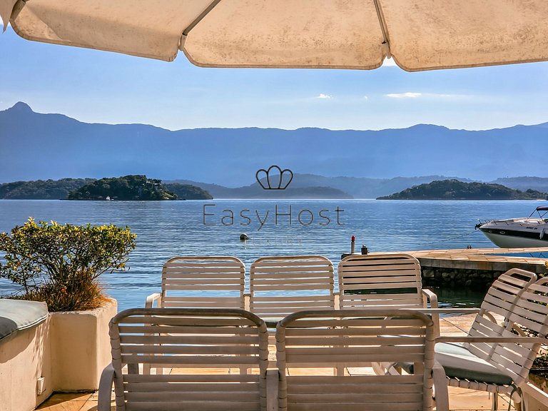 Casa para temporada em Angra dos Reis com piscina vista mar