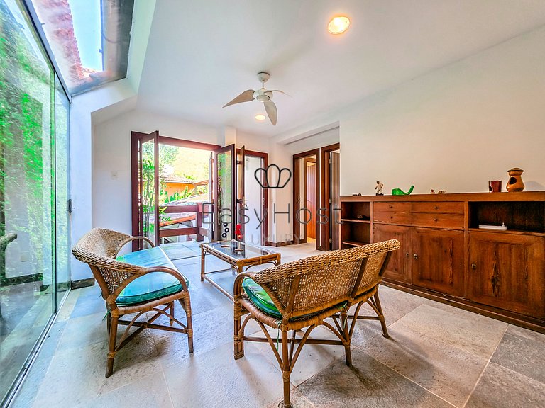 Casa para temporada em Angra dos Reis com piscina vista mar