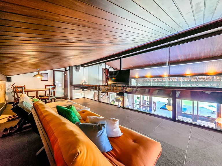 Casa para temporada em Angra dos Reis com piscina vista mar