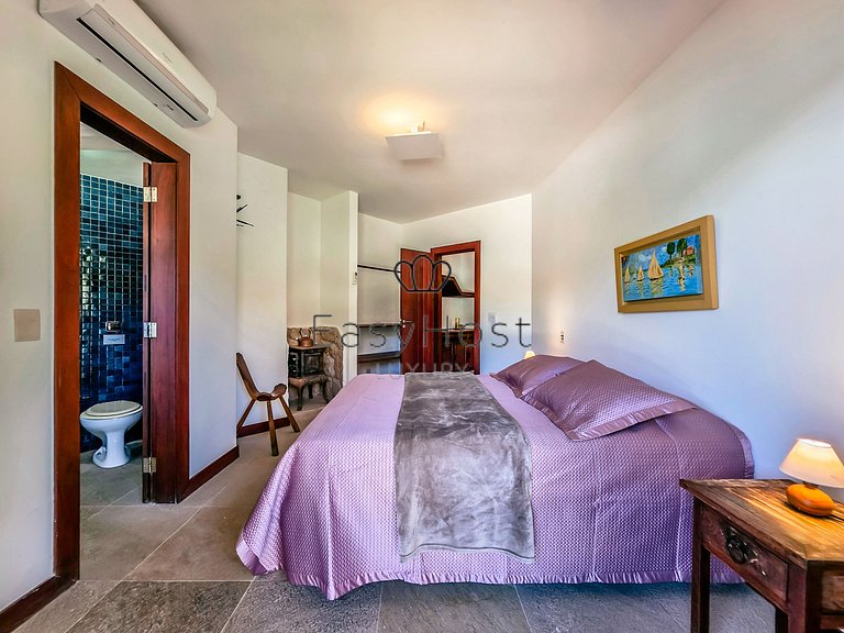 Casa para temporada em Angra dos Reis com piscina vista mar