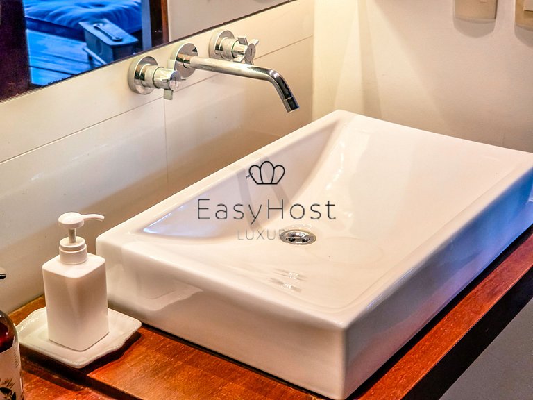 Casa para temporada em Angra dos Reis com piscina vista mar