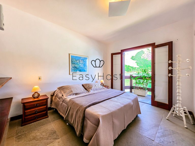 Casa para temporada em Angra dos Reis com piscina vista mar